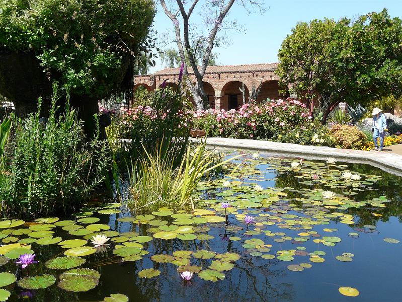 San Juan Capistrano Mission P1020099.jpg